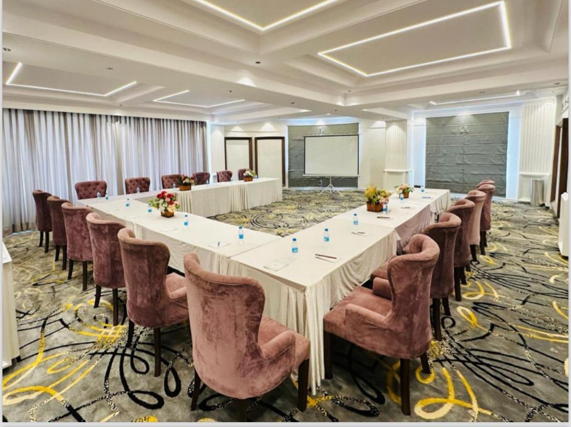 Hotel Classic Residency Калка Экстерьер фото